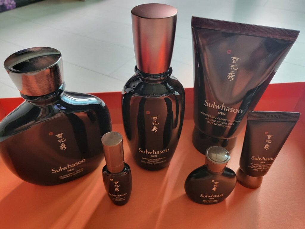 아모레 설화수 남성 화장품 본윤 세트 구매하고 찍은 사진